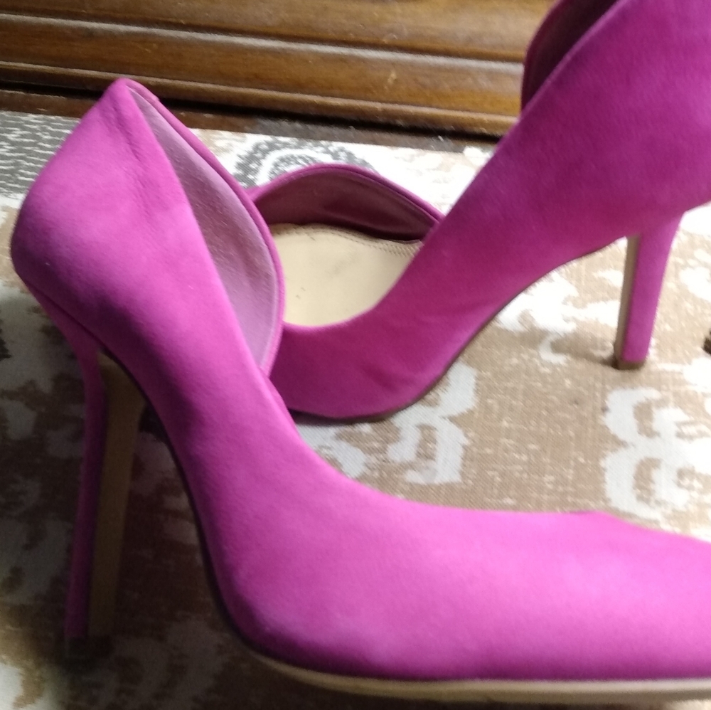Heels - Picture 7 of 11